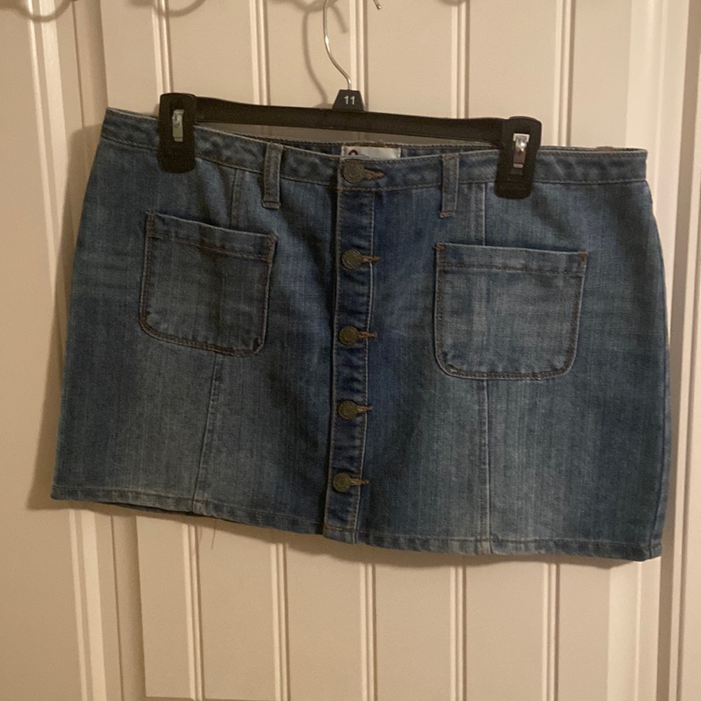 SO brand Jean mini skirt size 13 junior